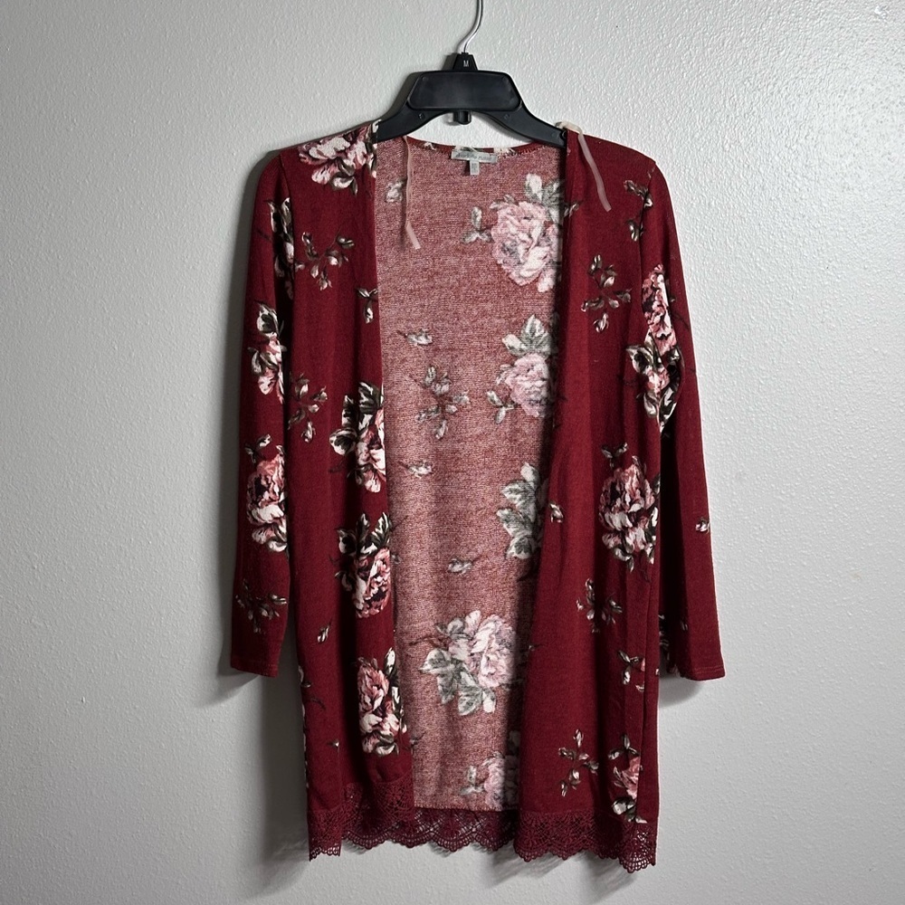 Charlotte Russe Women Red Floral Long Open Cardigan size‎ XS
